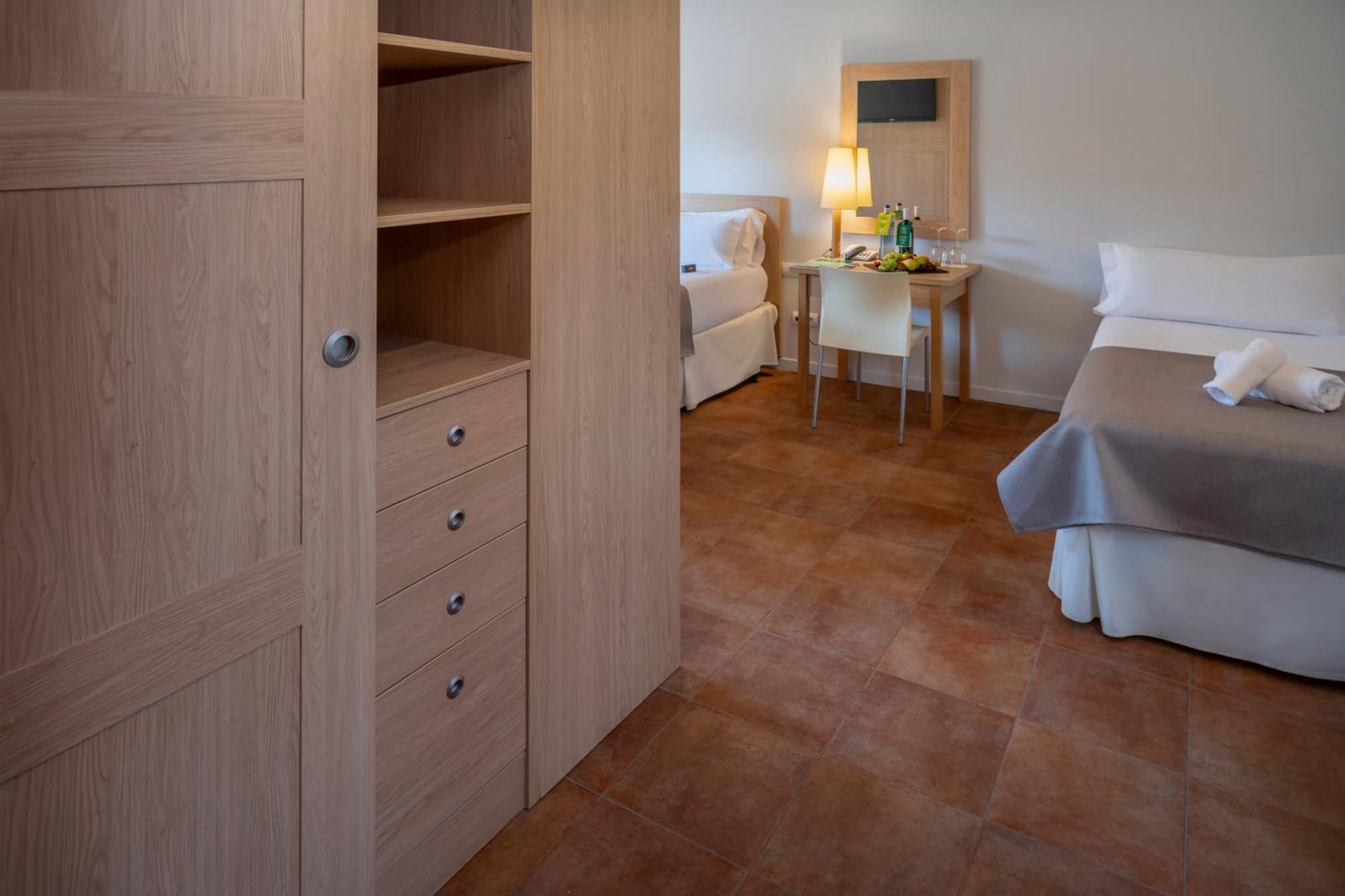 Hotel & Resort Vilar Rural D'Arnes By Serhs Hotels Sant Carlos de la Ràpita الغرفة الصورة